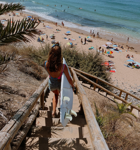 josie-surf